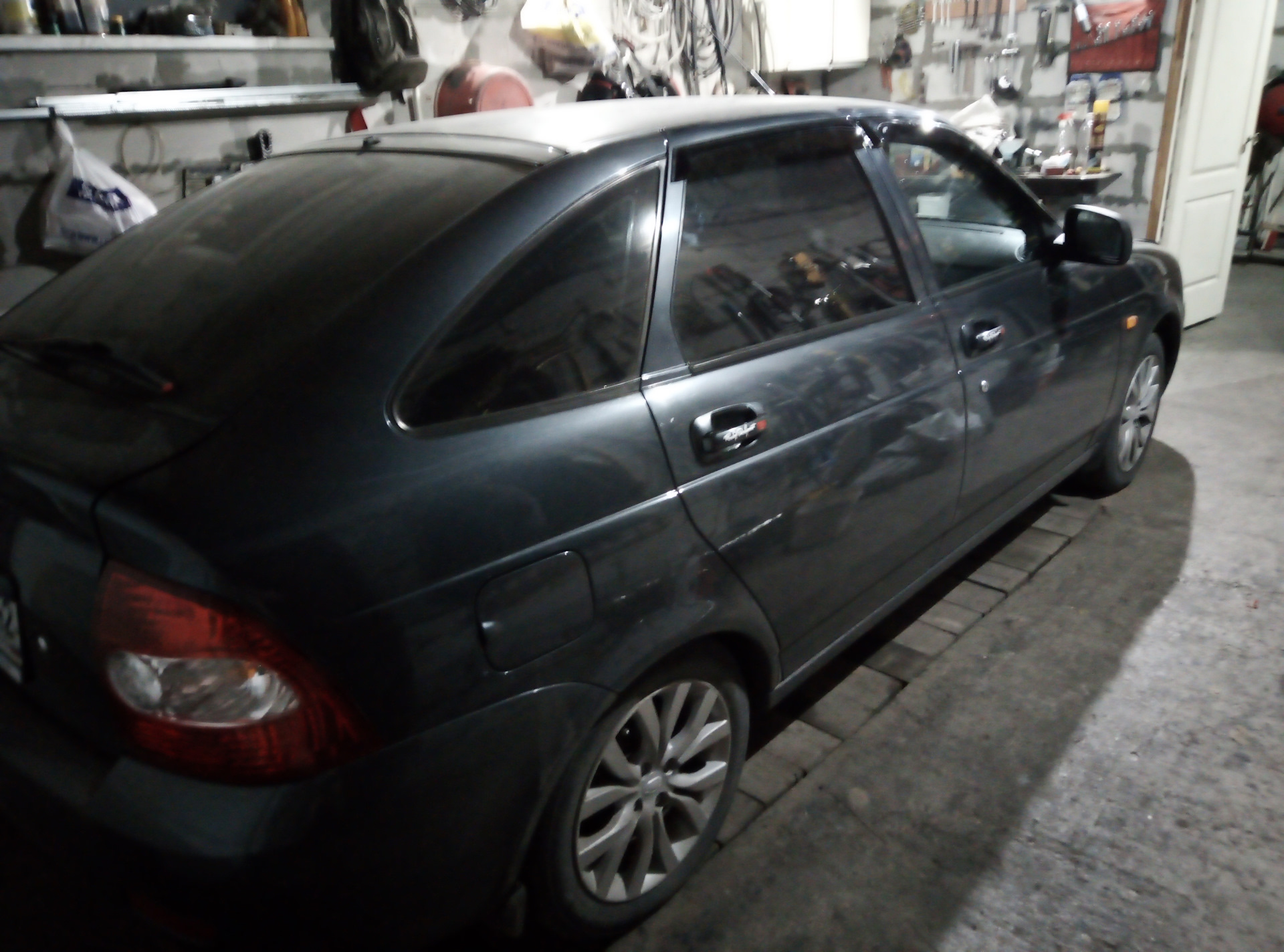 Пост о ветровиках на приору — Lada Приора хэтчбек, 1,6 л, 2012 года ...