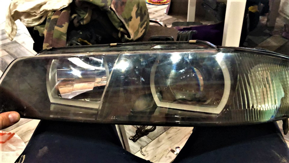 Ангельские глазки TAU tech в фары Nissan Skyline R33 — TAU tech на DRIVE2