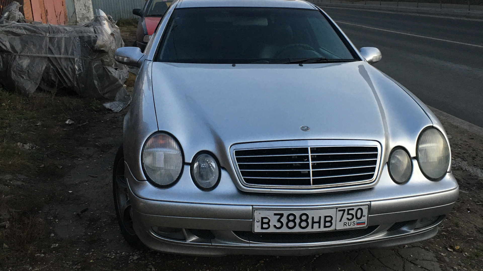 Mercedes-Benz CLK (W208) 3.2 бензиновый 1999 | Elizabeth на DRIVE2