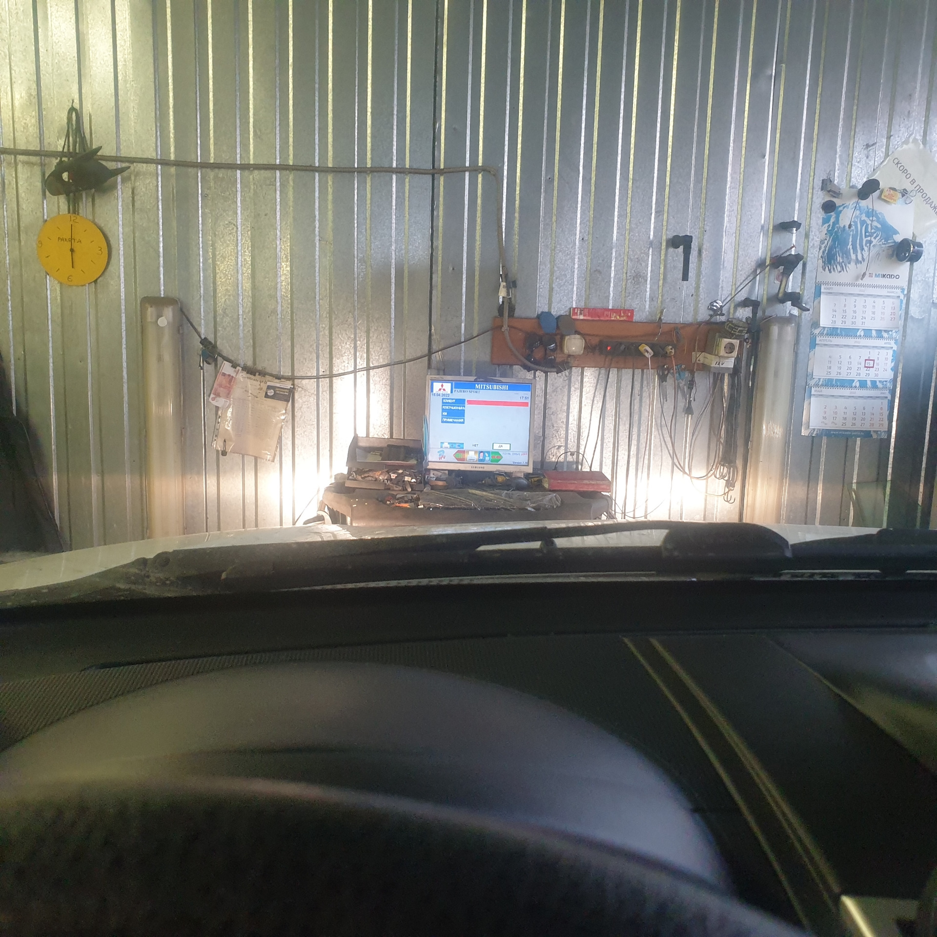 Замена нижних сайлентблоков передних рычагов, рулевых наконечников и Р ...