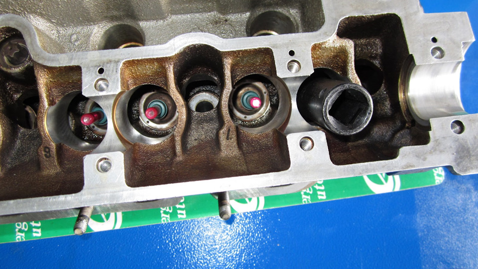 Сальники клапанов — Opel Frontera B, 2,2 л, 1999 года | своими руками ...