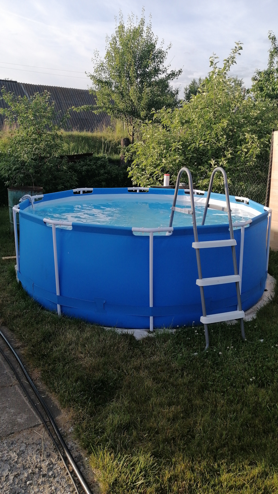 Басик на даче это КАЙФ! — BMW 7 series (E65/E66)