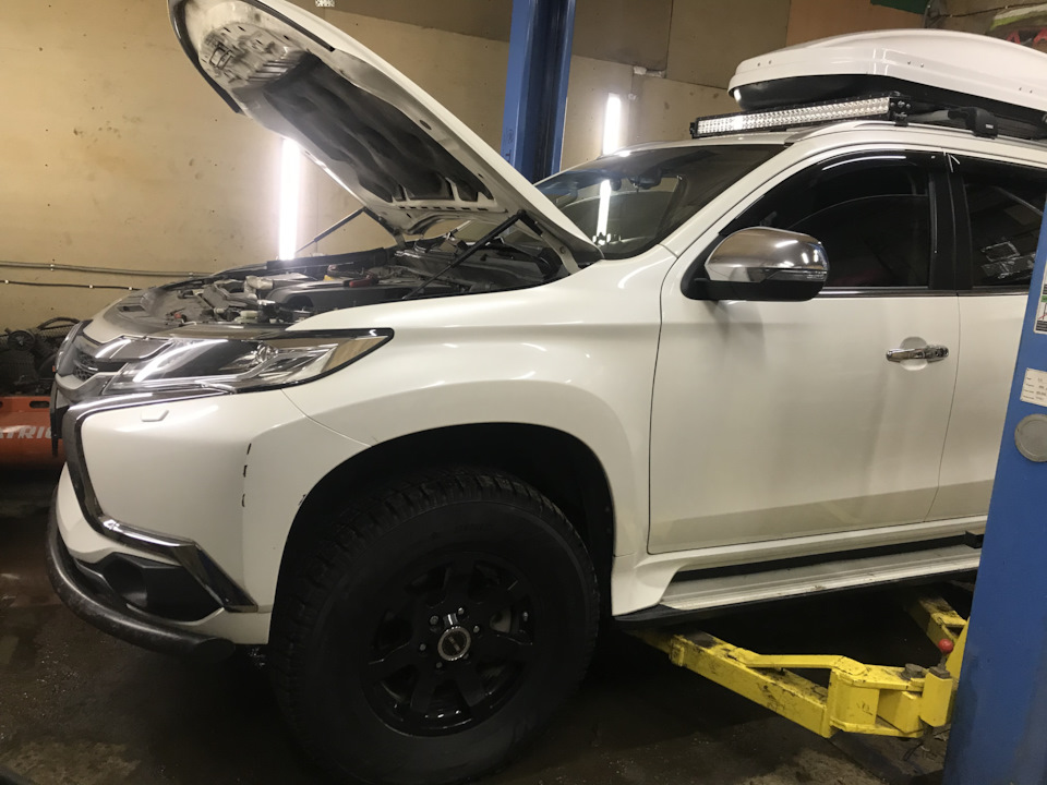 Замена помпы, ремней и роликов на МПС3 / Митсубиси Паджеро 3 + ТО ...