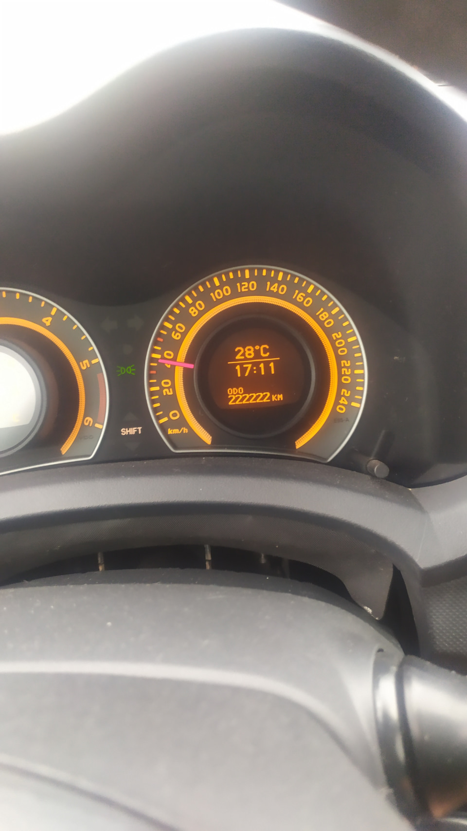 Мы сегодня юбиляры! 🥳🎂 — Toyota Auris (1G), 1,4 л, 2008 года | просто ...