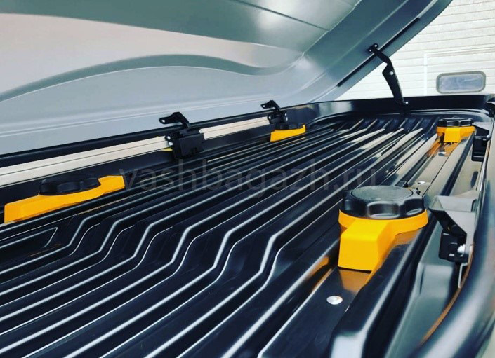 Фото в бортжурнале Nissan Serena Mk IV (C26)