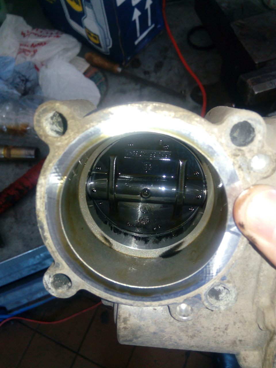 Заслонку чистить надо — Volkswagen Jetta VI, 1,4 л, 2015 года | своими ...