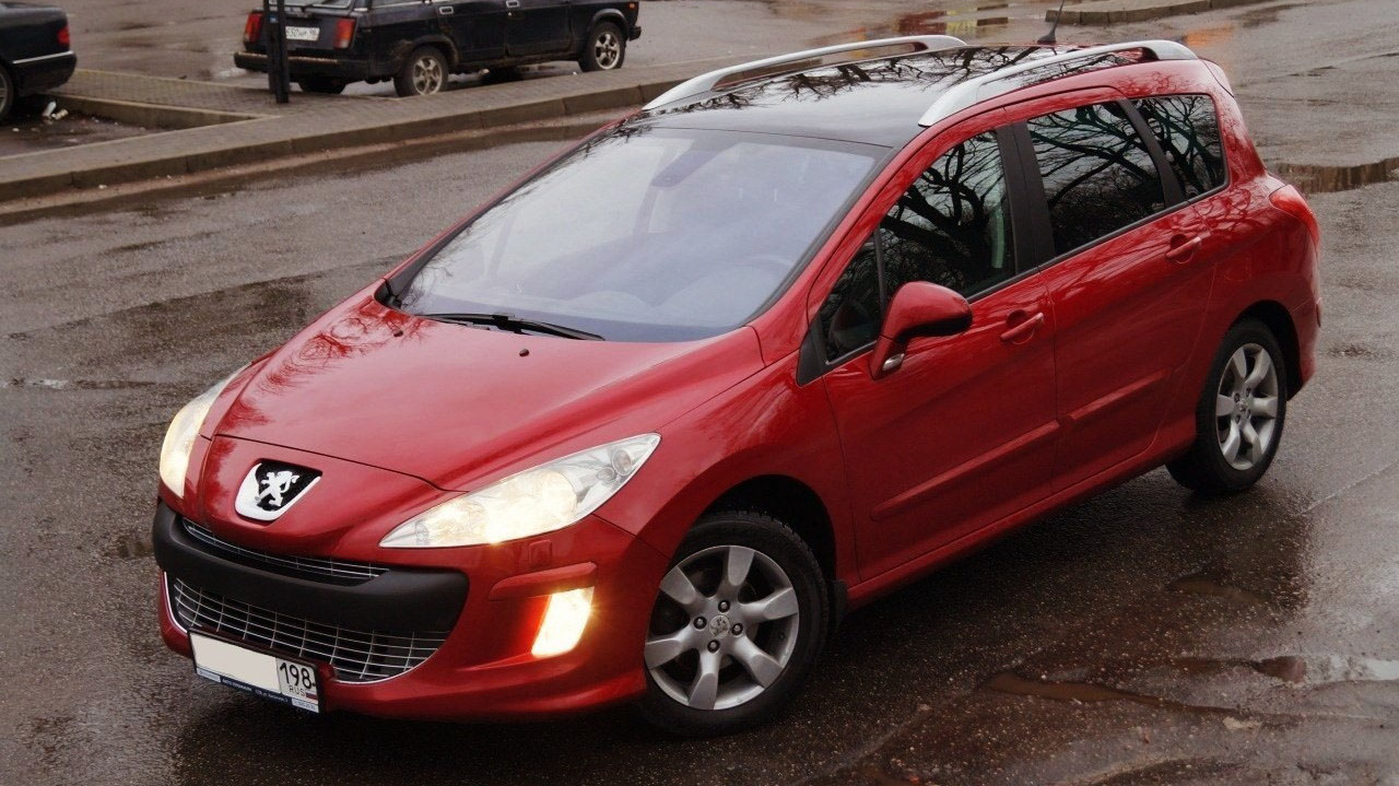 Peugeot 308 SW (1G) 1.6 бензиновый 2009 | Мерседес по-французски на DRIVE2