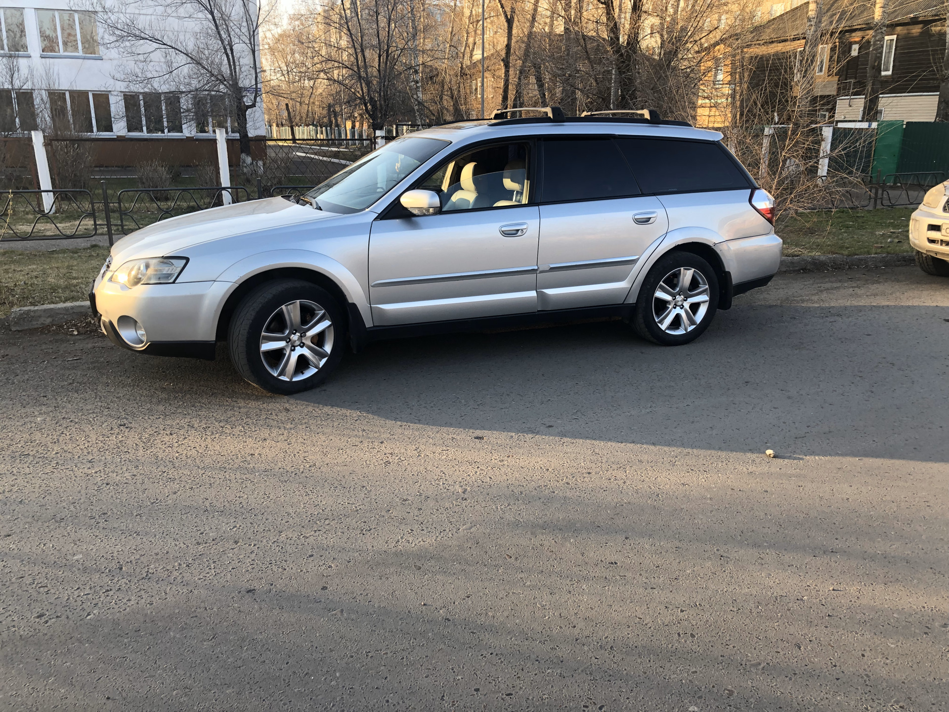 Диски subaru outback. Subaru Outback 2005. Subaru Outback BP колеса. Subaru Outback BP. Диски Subaru Outback 16.