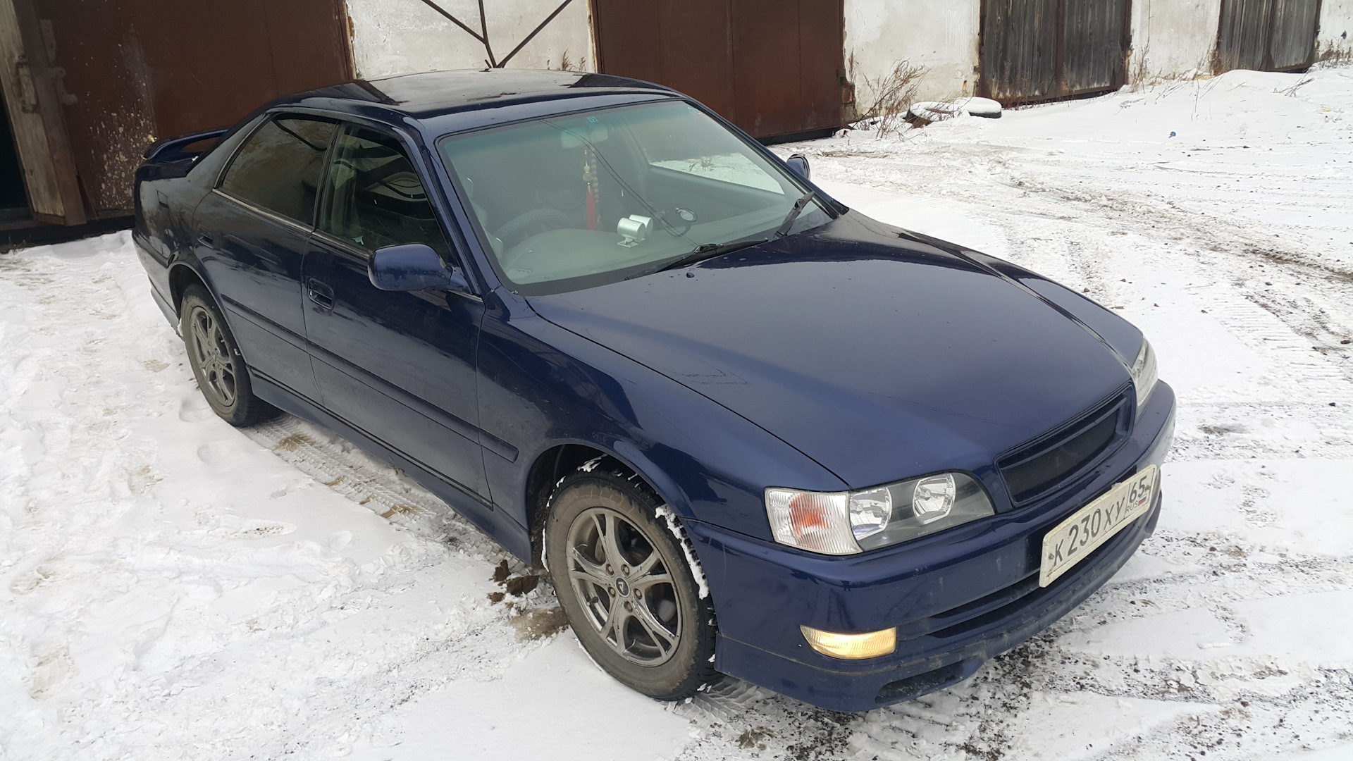 Сахком авто. Тойота Чайзер 2.5 1999. Чайзер 1999 года. Toyota Chaser Южно-Сахалинск. Сахком Чайзер 100.