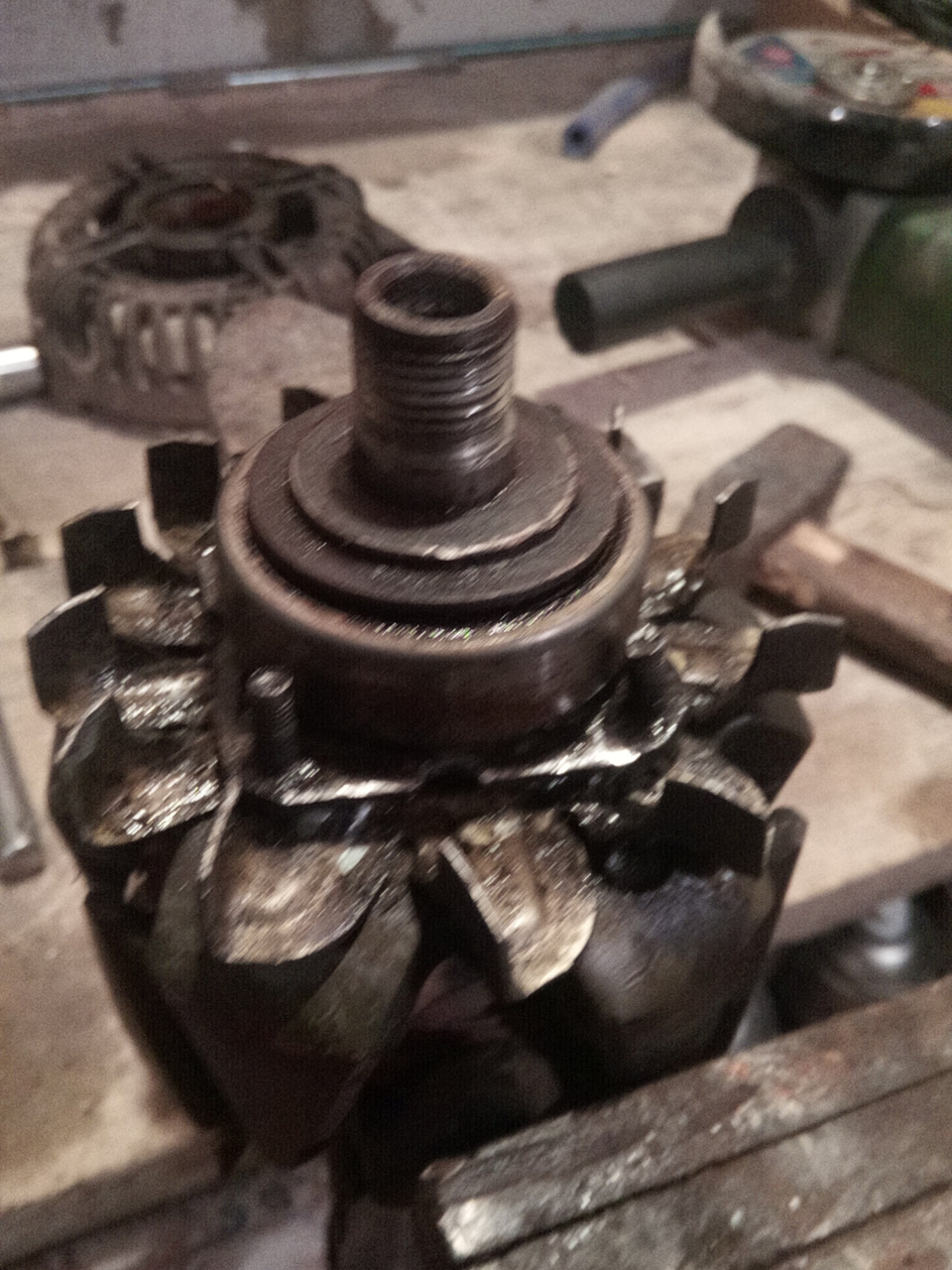 Источник головной боли при разборе — Opel Astra H