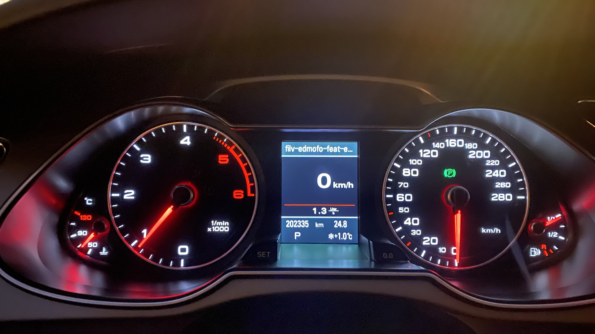 Мгновенный расход топлива 2.0 TDI Quattro AUDI A4 B8 — DRIVE2