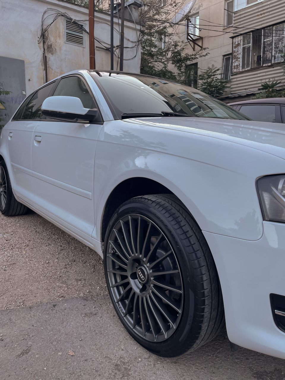 Ура, новые диски AEZ 5*112 r18 — Audi A3 (8P), 1,2 л, 2011 года | колёсные  диски | DRIVE2