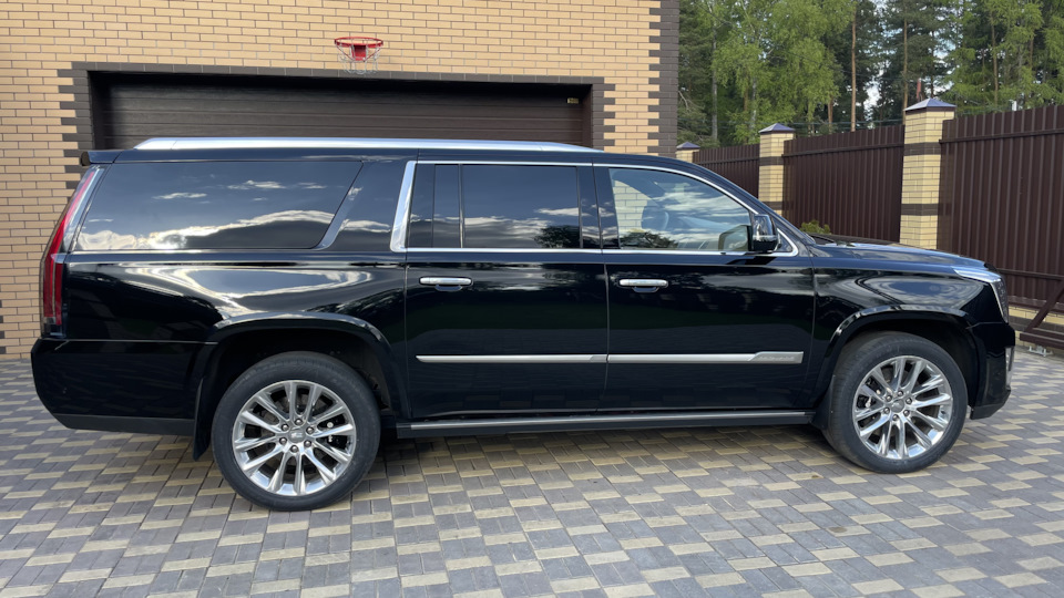 Запас хода 800+ км, расход 15 на 100. — Cadillac Escalade ESV (3G), 6,2 ...