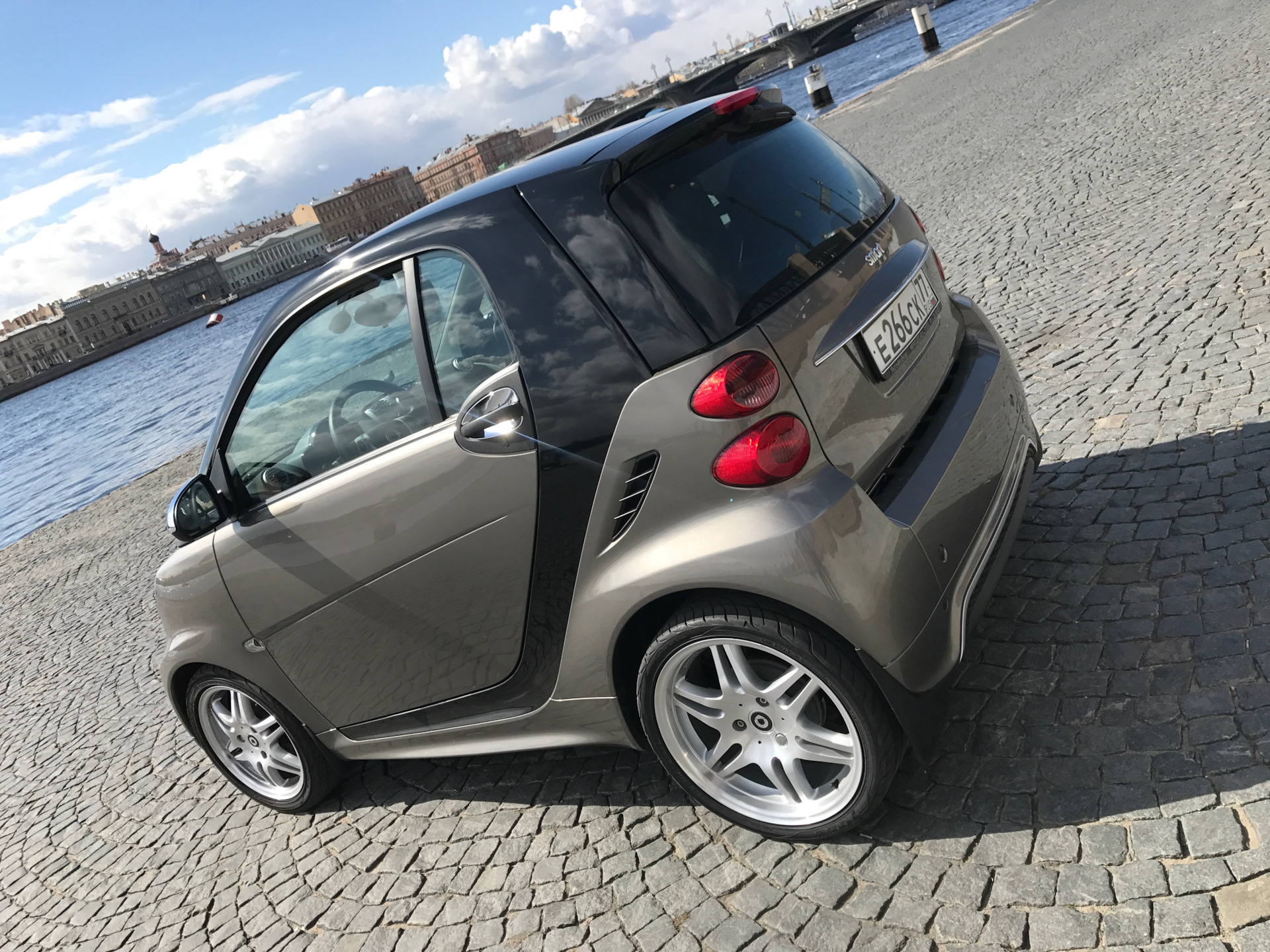 Smart Fortwo 2008 чёрно крастный