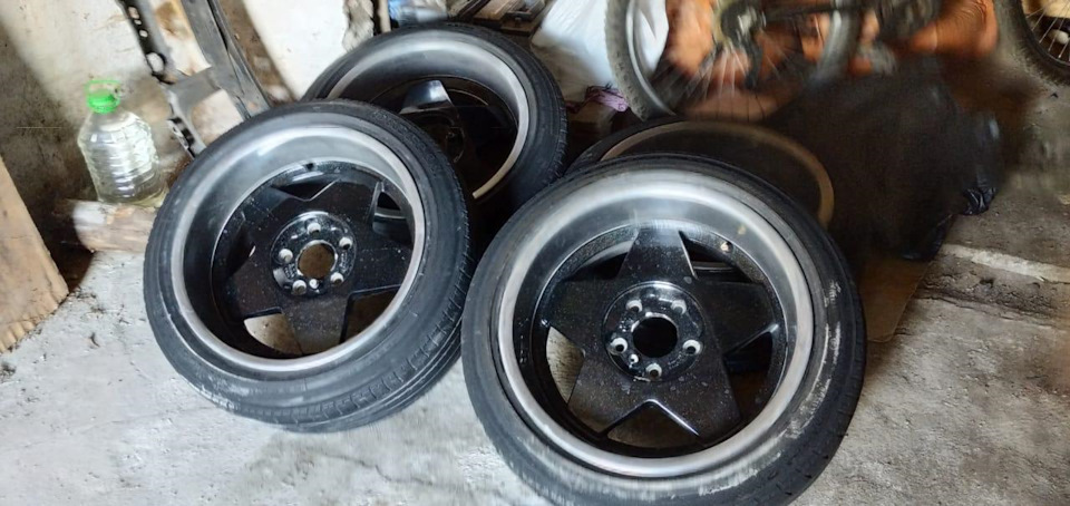 uGAAAgJtn-A-960.jpg