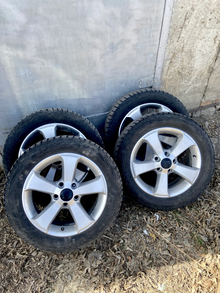 Шины зимние шипованные Nokian 205/55 R16, литые диски Ronal Sima 6Jx16 ...
