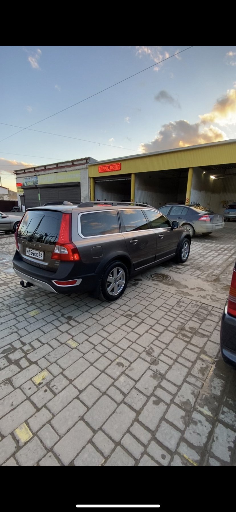 Дали задаток — Volvo XC70 III, 3,2 л, 2008 года | продажа машины | DRIVE2