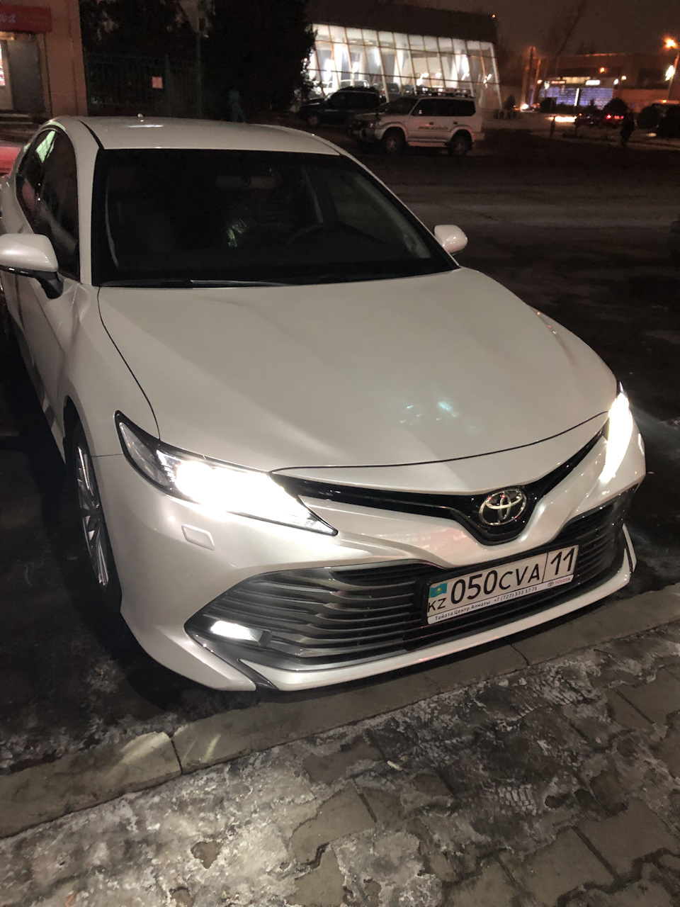 Первое фото после покупки — Toyota Camry (XV70), 2,5 л, 2019 года | покупка  машины | DRIVE2