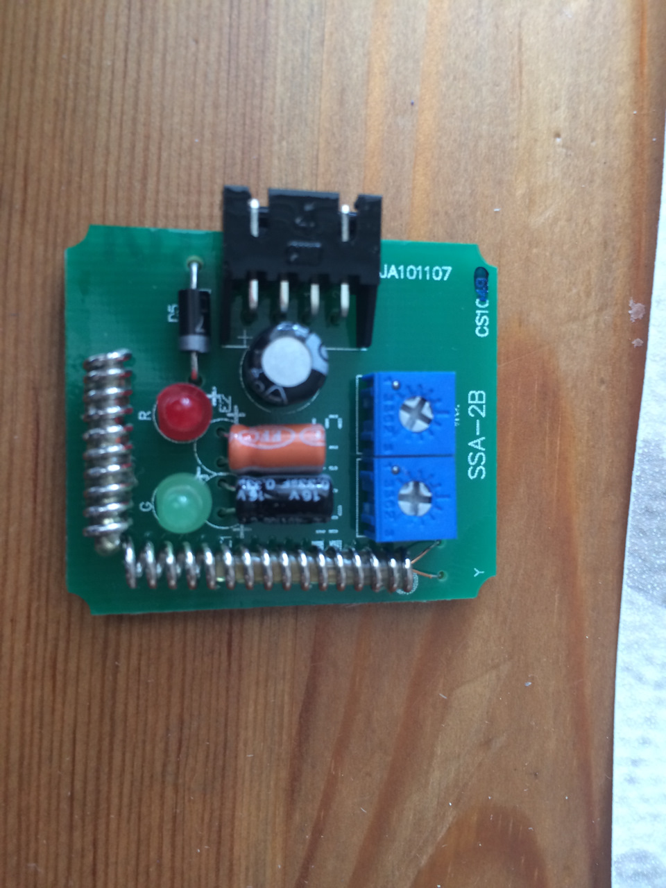 Косячат все. Или почему у меня сзади горит. — Lada Приора универсал, 1 ...