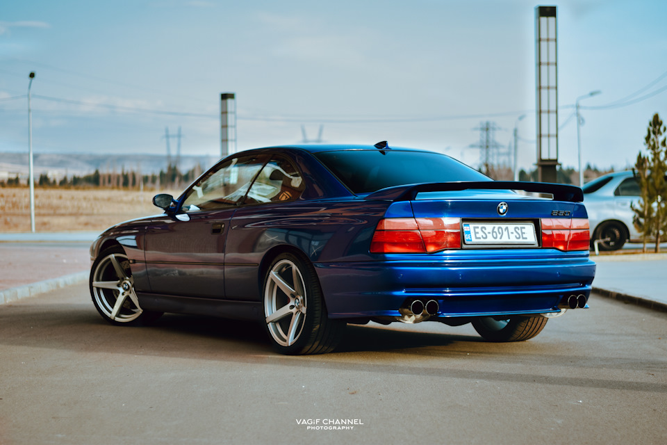 Bmw E31 V10 M5 Engine Drive2