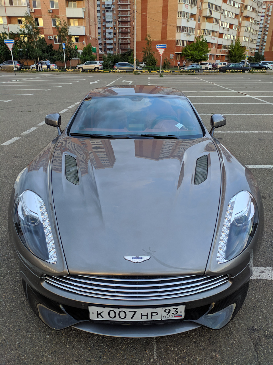 Aston Martin Vanquish — DRIVE2