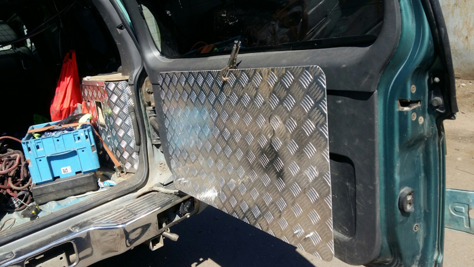 Фото в бортжурнале Mitsubishi Pajero (2G)