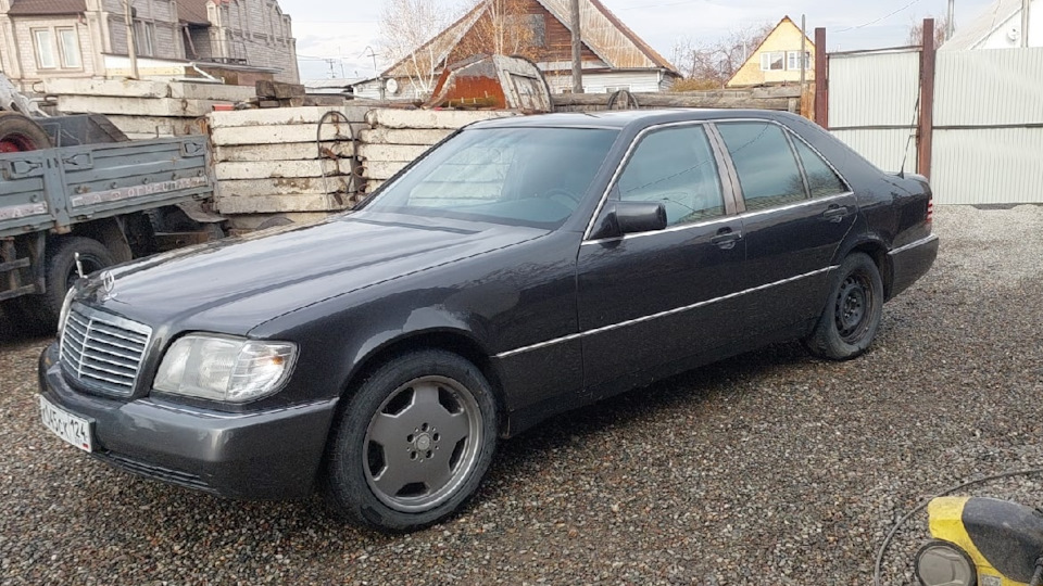 W140 Mercedes Грузия