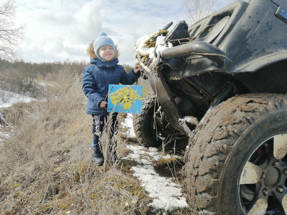 Фильм следопыт карл урбан. Следопыт 2021. Чёрмозские куранты. Фильм следопыт карл урбан. Следопыт 2021.
