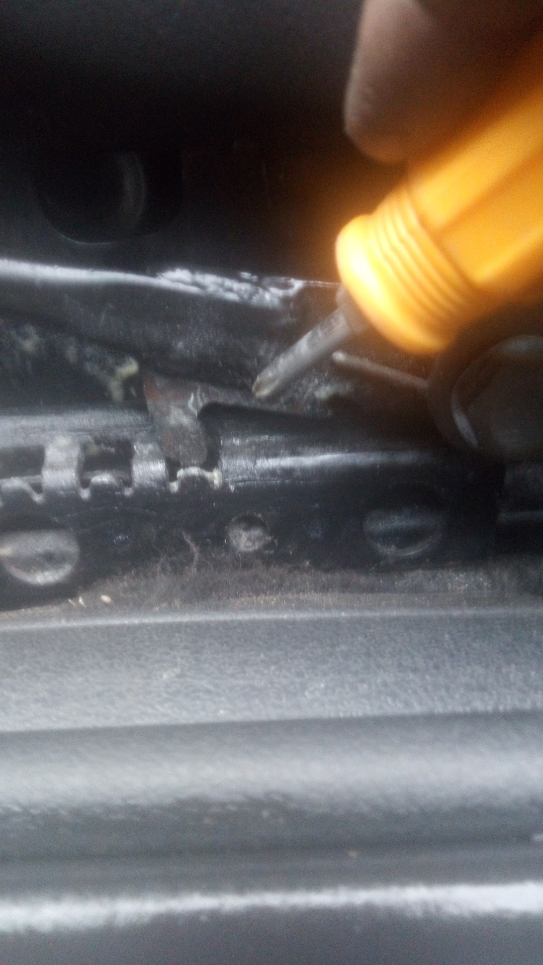 Устранение люфта сидушки — Lada 4x4 3D, 1,7 л, 2013 года | своими ...