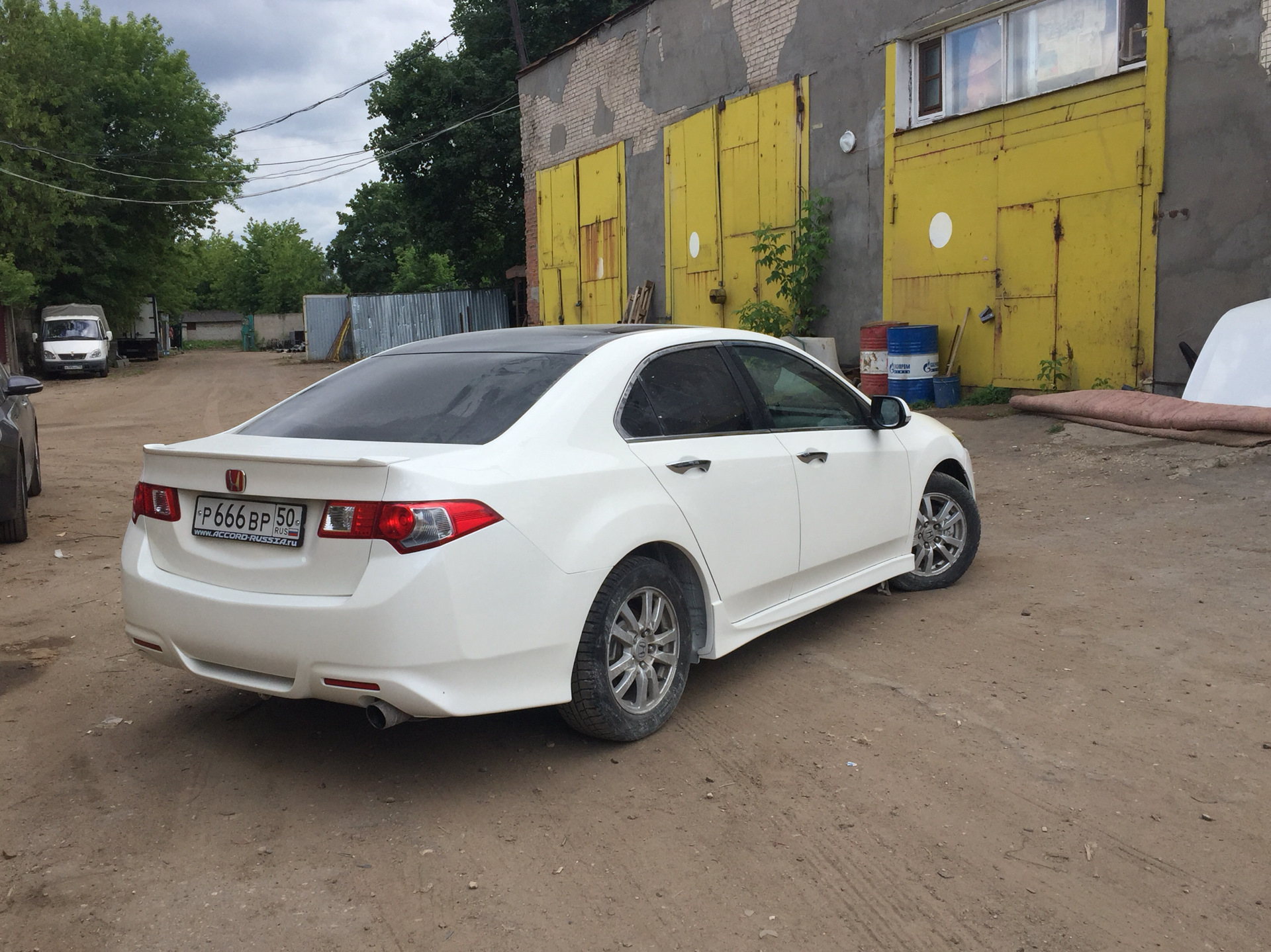аккорд 8 рестайлинг тайп с. Honda accord 8 дорестайл. решетка mugen honda accord 8. аккорд 8 рестайл серебро тайп с. аккорд хонда аккорд 8.