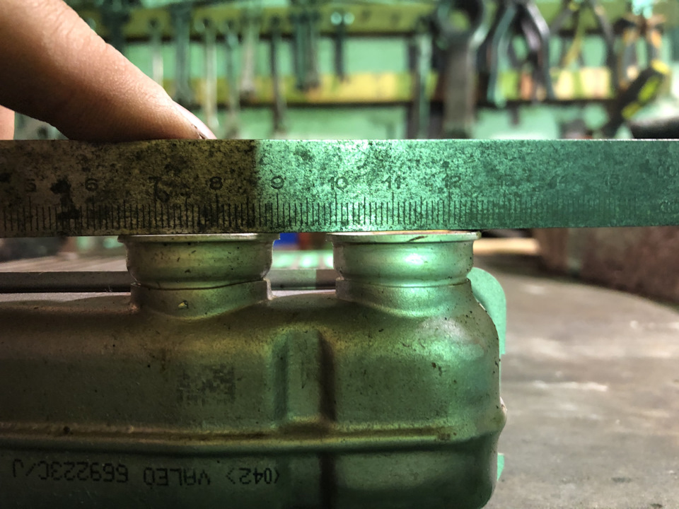 максимально ровное — Nissan Note (1G). Запчасти на фото: 669223C