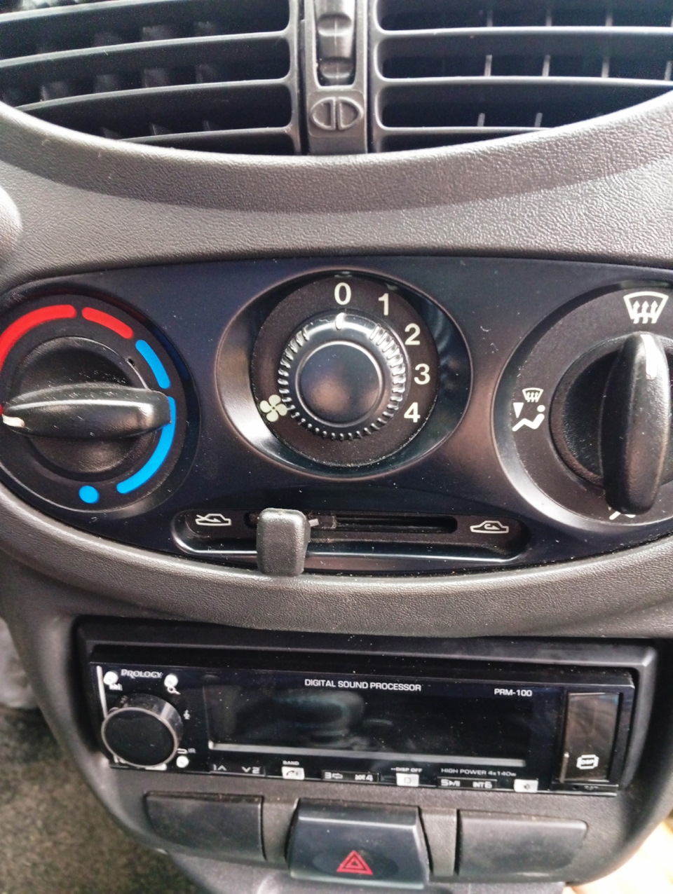 Фото в бортжурнале Lada Калина Универсал (1G)