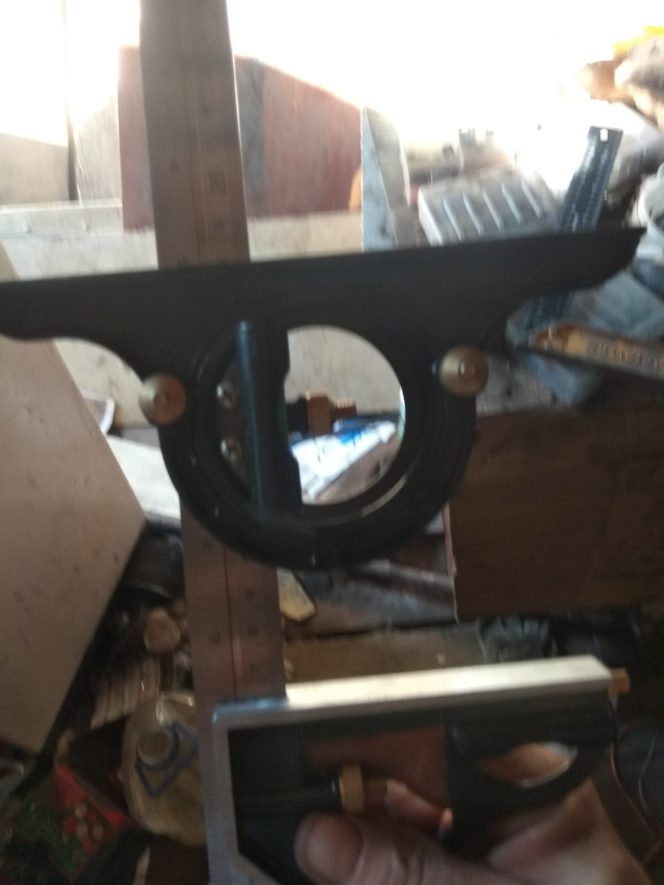 С помощью такой линейки замерил болты ГБЦ. — Lada 2120 Надежда