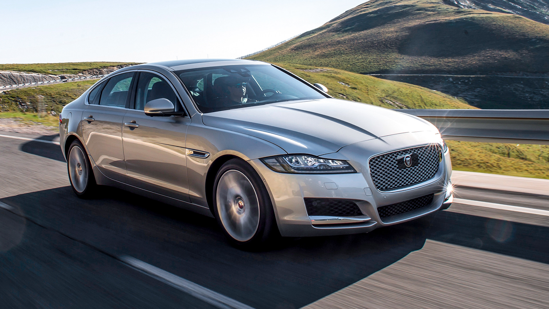 Jaguar XF второго поколения глазами владельца первого — «Тест-драйвы» на  DRIVE2