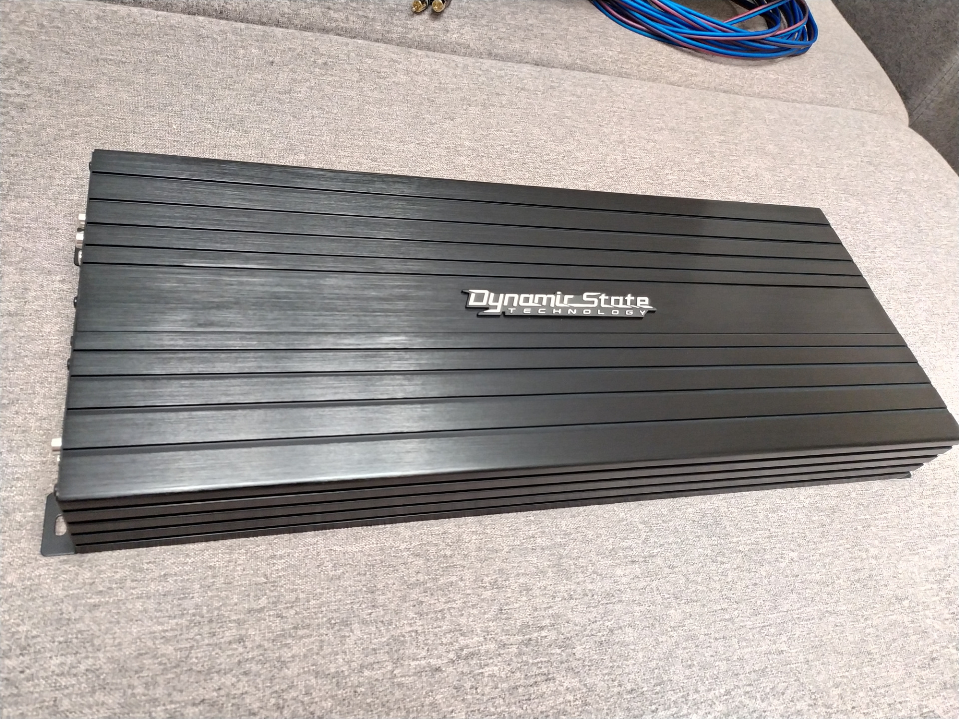 Dynamic state ca-2000. 4. 1v4 custom series. Dynamic state dma 4. Усилитель dynamic state ca-90.