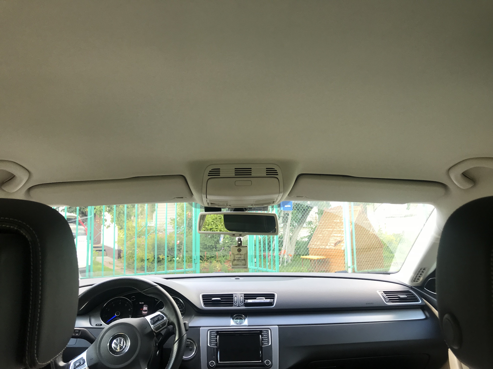 Как снять потолок фольксваген сс Химчистка потолка - Volkswagen Passat CC, 1,8 л, 2012 года мойка DRIVE2