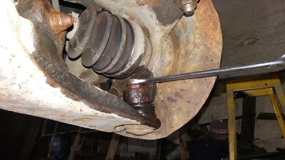 шаровая ниссан альмера классик b10. сайлентблоки передних рычагов пежо 308. шаровая вместо сайлентблока. замена сайлентблоков шаровых. замена сайлентблоков шаровых.