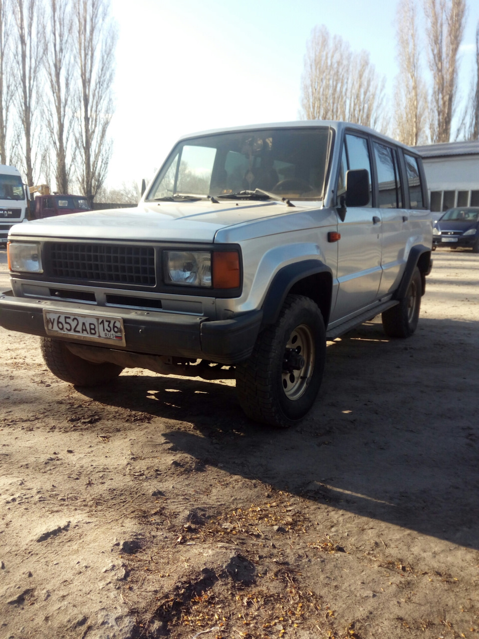 Isuzu Trooper 3 2