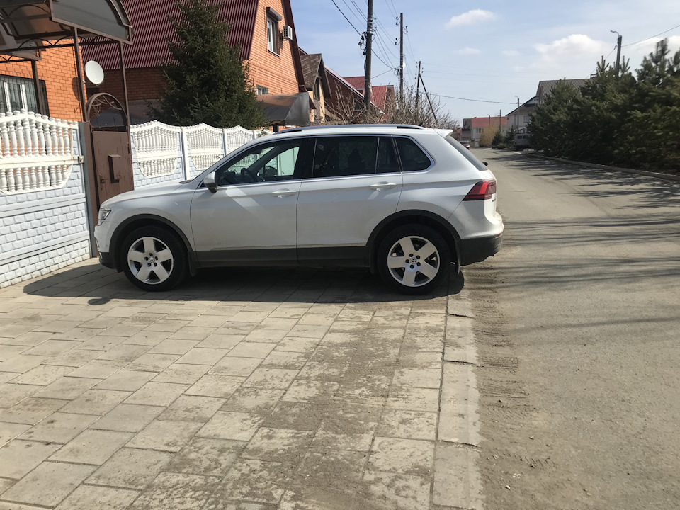 Установил новые диски — Volkswagen Tiguan (2G), 2 л, 2018 года ...