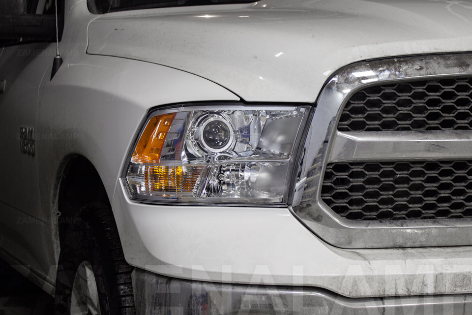DODGE RAM установка биксеноновых линз Hella 5 — ZAMENALAMP на DRIVE2