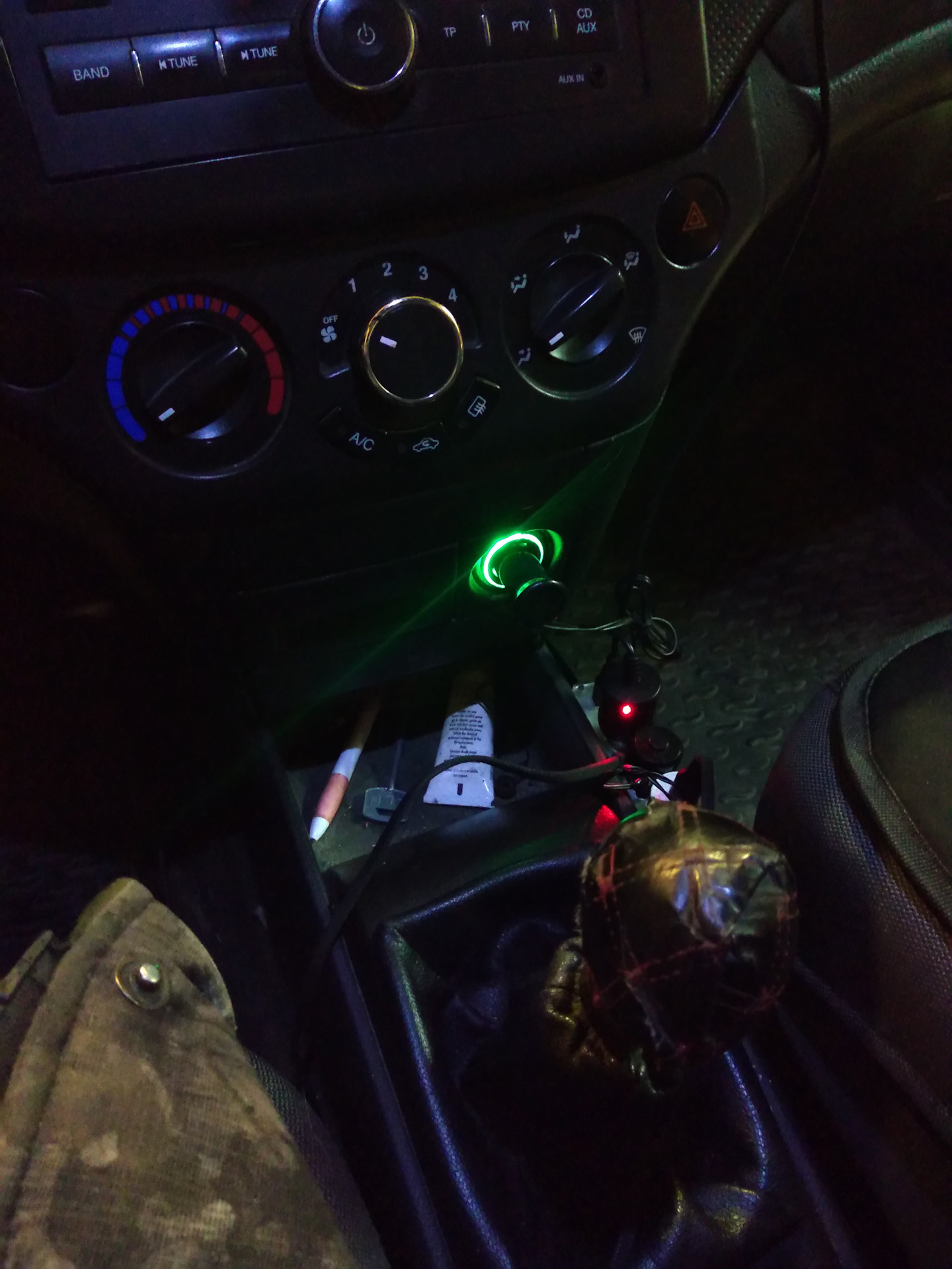 Подсветка прикуривателя — Chevrolet Aveo Sedan (1G), 1,2 л, 2010 года ...