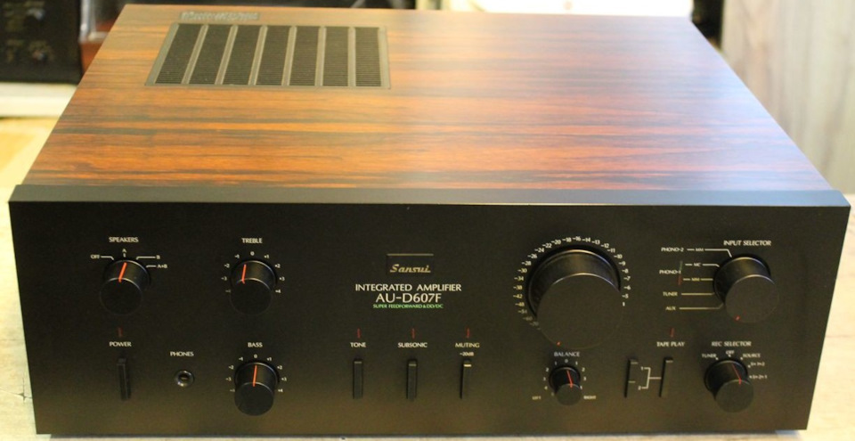 SANSUI サンスイ プリメインアンプ AU-555【通電確認】 （SANSUI