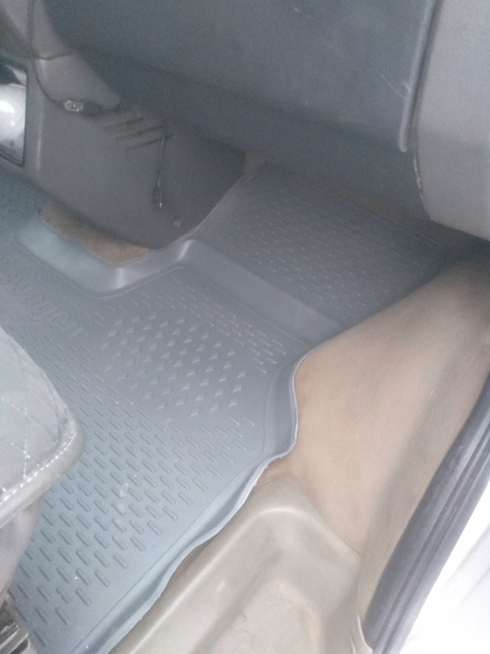 Фото в бортжурнале Volkswagen Multivan (T4)