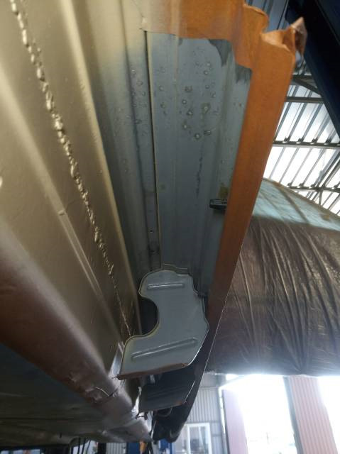 15.05.2023 Окраска порога, стойки, отрезанных элементов левой части ...