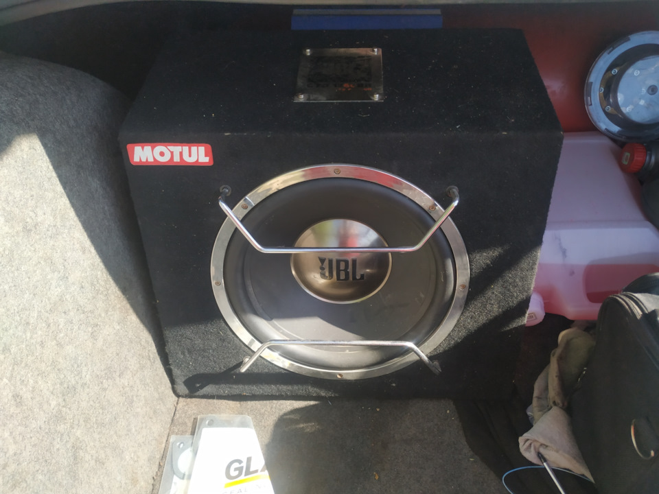 Установка и подключение Саба к штатной магнитоле — Opel Omega B, 2,2 л ...