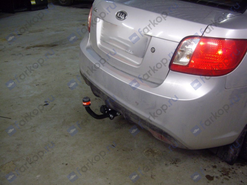 Подключение проводки фаркопа — KIA Rio (2G), 1,4 л, 2010 года ...