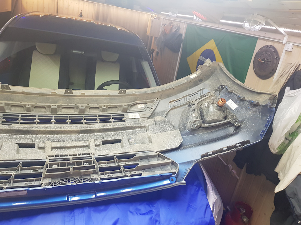 защитная сетка в бампер и волговские гудки — Hyundai Creta (1G), 1,6 л ...