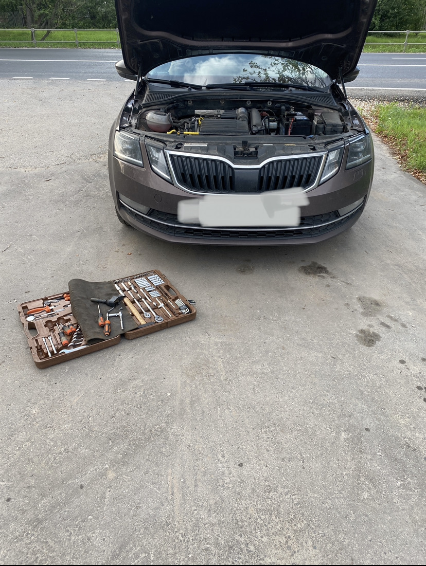 Загорелось EPC, ошибка p0014 1.4 CZDA tsi, ремонт в дороге — Skoda Octavia  A7 Mk3, 1,4 л, 2019 года | поломка | DRIVE2