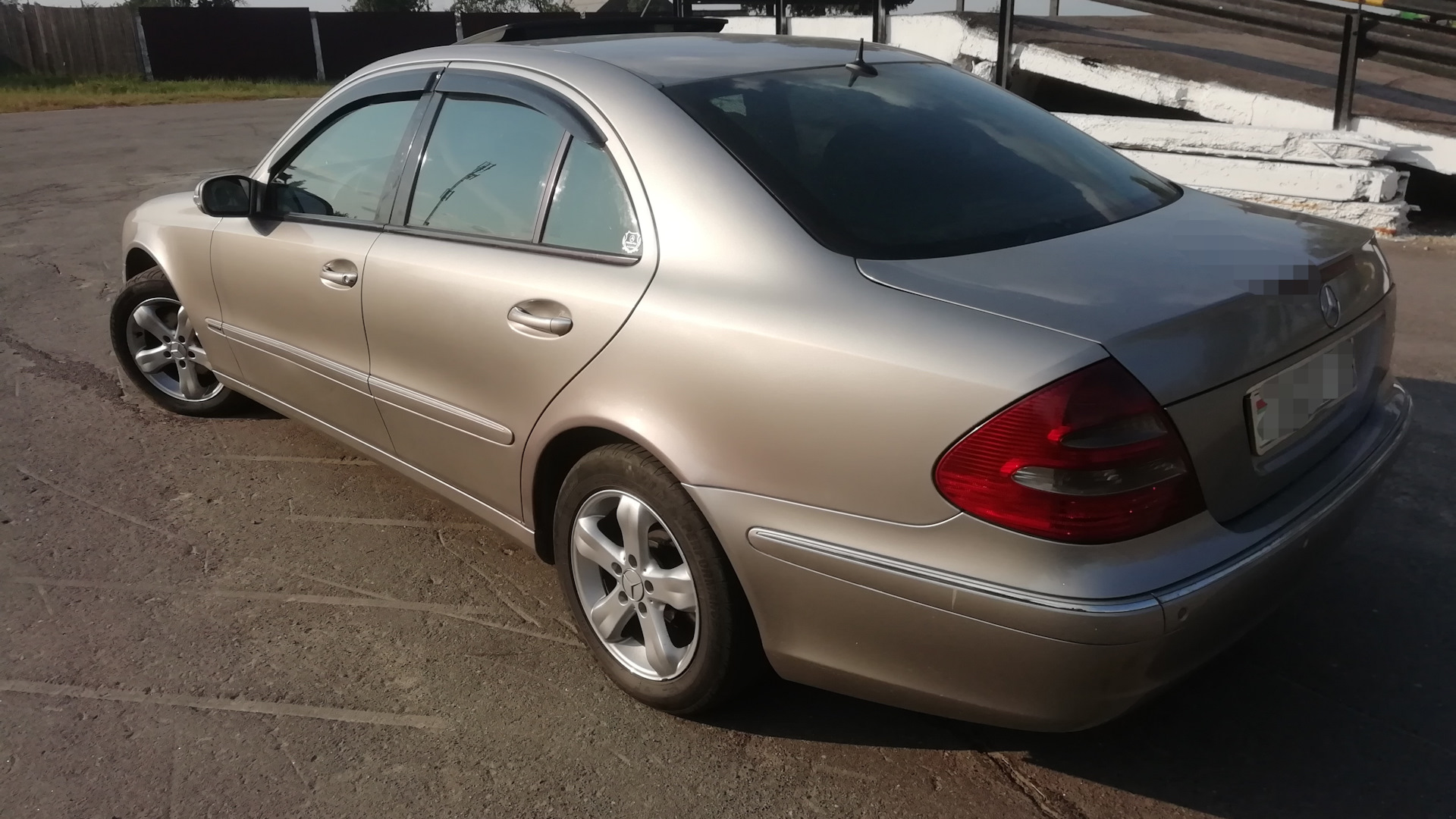 Mercedes-Benz E-Class (W211) 2.7 дизельный 2003 | Е270 Elegance на DRIVE2