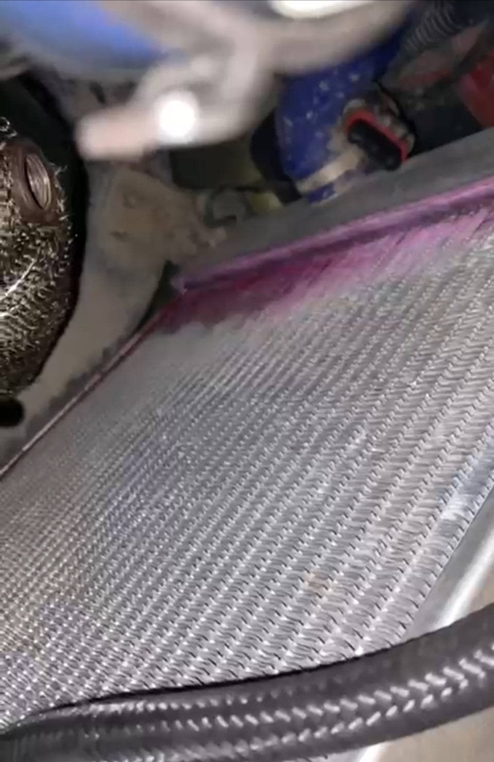 Тюнячий радиатор потек… — Opel Astra H OPC